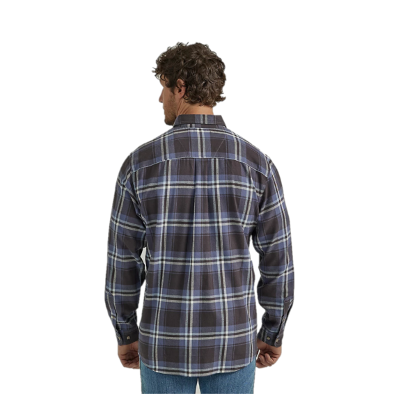 Wrangler Rugged Wear® Long Sleeve Flannel Plaid Button-Down Shirt in Navy  Indigo