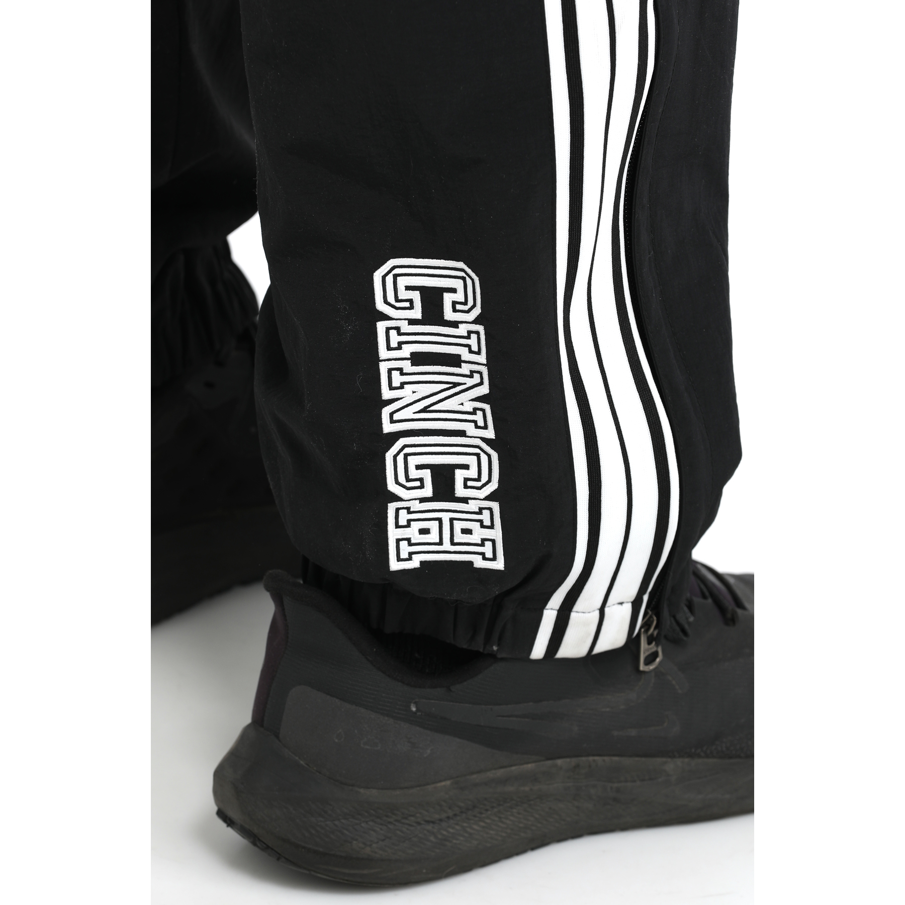 Cinch Men's Vintage Logo Nylon Wind Black Pants MB90036002 - 第 8/12 張圖片