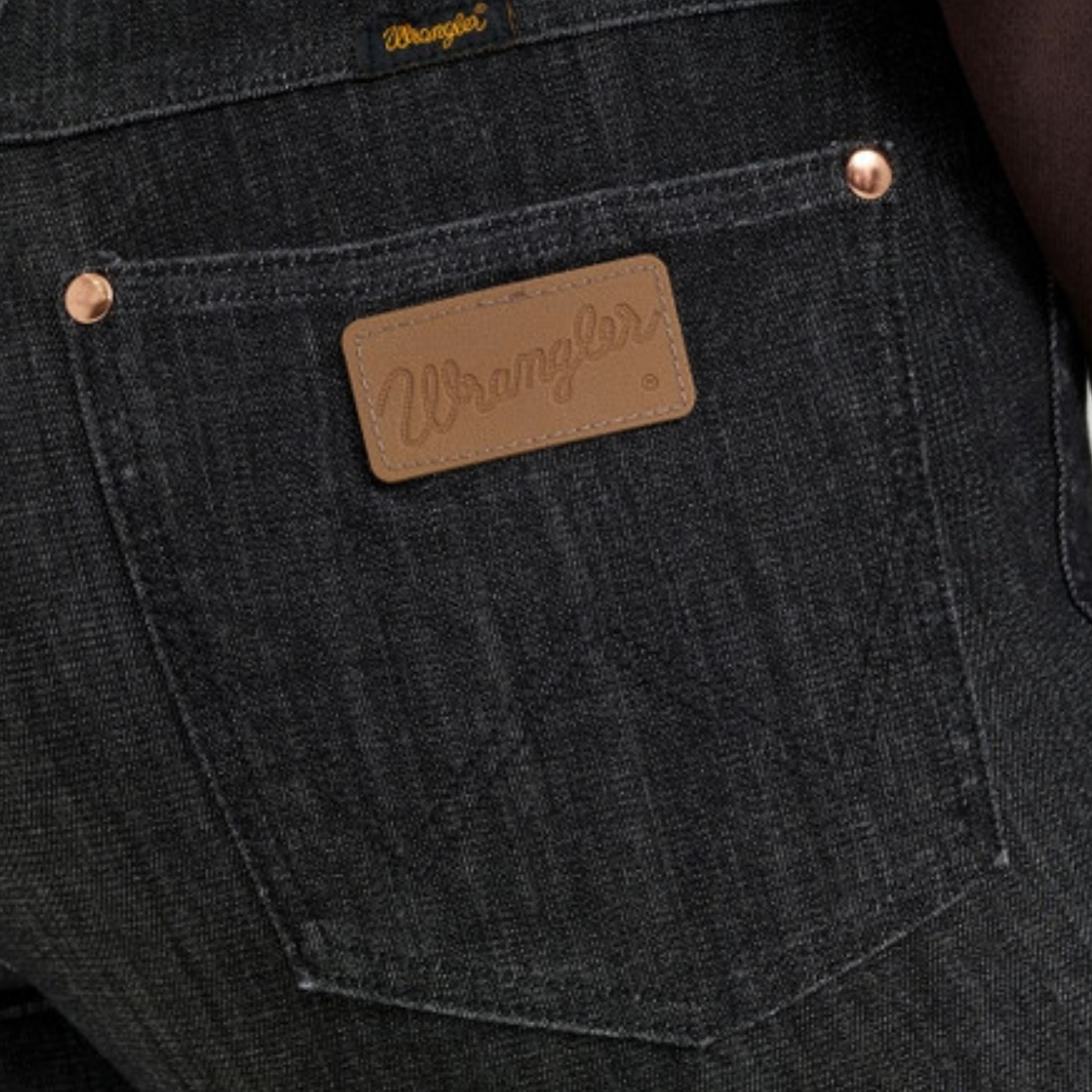 Wrangler Ladies Lainey Wilson Pull On Washed Black Jeans 112370416 - Picture 6 of 69